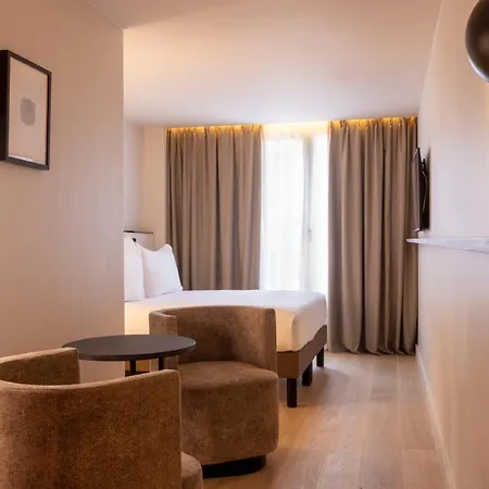 Hotel Este Ξενοδοχείο Παρίσι