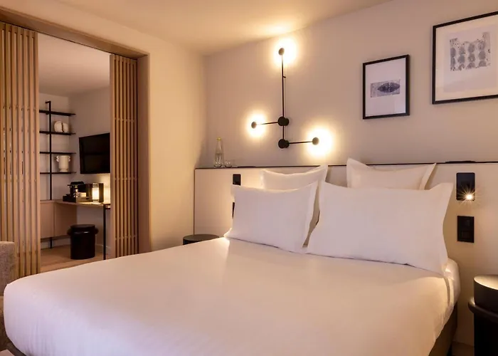 호텔 Hotel Este 4*