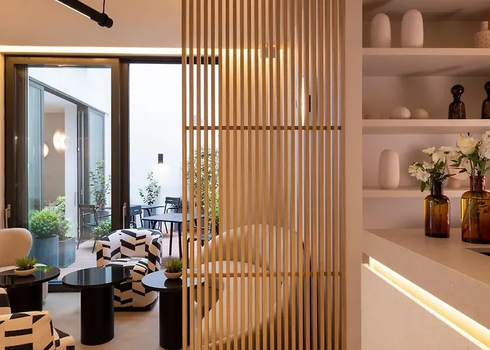 Отель Hotel Este 4*